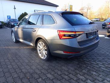 SPOTICAR Skoda Superb Combi Style 2.0 Tdi Dsg*ahk*standheizung*acc Gebraucht - Limousine Diesel  - Bad Belzig - 1201214256_3