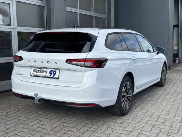 SPOTICAR Skoda Superb Combi 2.0 Tsi Matrix Ahk Standhzg. Combi 2.0 Tsi M Gebraucht - Limousine Benzin Weiß - Nortorf - 1201308553_5