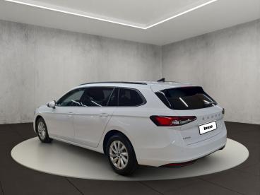 SPOTICAR Skoda Superb Combi Essence Gebraucht - Limousine Diesel Weiß - Aschaffenburg - 1201319649_3