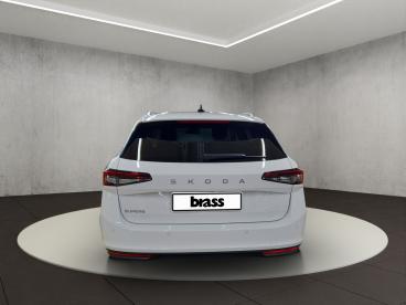 SPOTICAR Skoda Superb Combi Essence Gebraucht - Limousine Diesel Weiß - Aschaffenburg - 1201319649_4