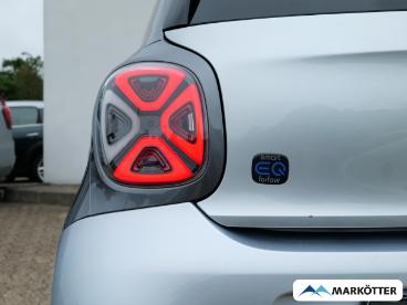 SPOTICAR Smart Forfour Eq Electric Exclusive Pano/kamera/ambiente Gebraucht - Kleinwagen Elektro Silber - Bielefeld - 1201313314_5
