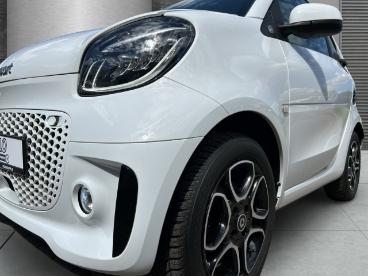 SPOTICAR Smart Fortwo Cabrio Ruckfahrkamera Jbl-sound Sitzheizung Leder Gebraucht - Kleinwagen Elektro Weiß - Schwerin - 1201269758_4