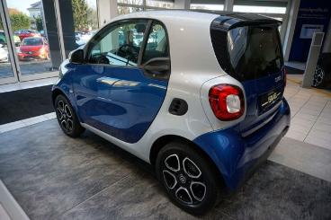 SPOTICAR Smart Fortwo Coupe Passion Automatik, Glasdach, Pdc Gebraucht - Kleinwagen Benzin Silber - Dresden - 1201273969_5