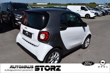 SPOTICAR Smart Fortwo Coupe Passion |shz|pano|klima|bluetooth|komfort-pa Gebraucht - Kleinwagen Benzin Weiß - Villingen-schwenningen - 1201292676_3