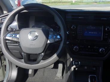 SPOTICAR Ssangyong Korando E-motion Bronze Gebraucht - Suv Elektro Weiß - Aurich - 1201303773_4