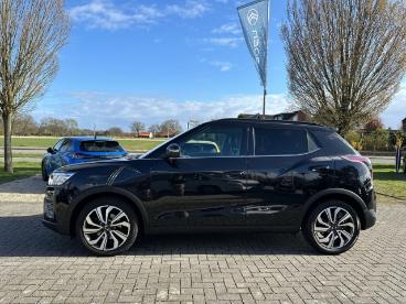 SPOTICAR Ssangyong Tivoli Sapphire 4x2 1.5 T-gdi Navi Leder Temp. Gebraucht - Suv Benzin Schwarz - Münster - 1201260001_2