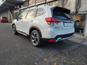 SPOTICAR Subaru Forester 2.0ie Platinum Leder Schiebedach Navi Gebraucht - Suv Benzin Weiß - Düsseldorf - 1201272043_3
