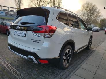 SPOTICAR Subaru Forester 2.0ie Platinum Leder Schiebedach Navi Gebraucht - Suv Benzin Weiß - Düsseldorf - 1201272043_5