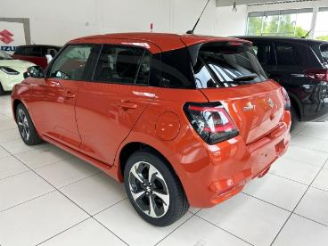 SPOTICAR Suzuki Swift 1.2 Comfort+ Hybrid Navi Led Dab Sitzheizg Gebraucht - Kleinwagen Benzin Orange - Siegen - 1201259168_5