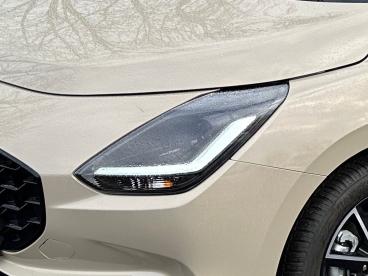 SPOTICAR Suzuki Swift Comfort Hybrid Acc*navi*kamera*pdc Gebraucht - Kleinwagen Benzin Beige - Berlin - 1201271834_5