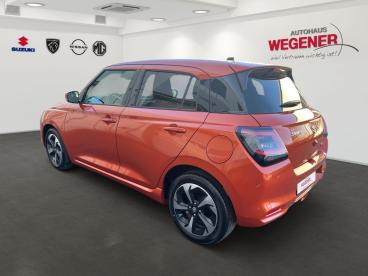 SPOTICAR Suzuki Swift Comfort+ Automatik Hybrid | Kamera | Navi Gebraucht - Kleinwagen Benzin Orange - Berlin - 1201272111_5