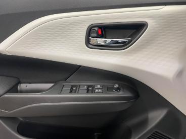 SPOTICAR Suzuki Swift 1.2 Dualjet Hybrid 60 Kw Comfort Navi Gebraucht - Kleinwagen Benzin Blau - Offenburg - 1201304801_2