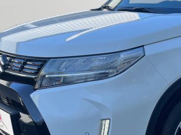 SPOTICAR Suzuki Vitara 1,4 Comfort+ 6at Gebraucht - Suv Benzin Weiß - Berlin - 1201272531_5