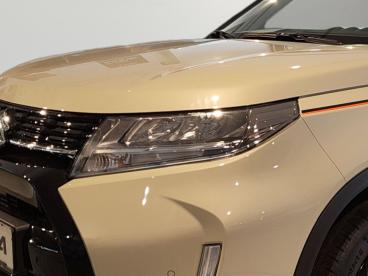 SPOTICAR Suzuki Vitara 1.4 X-ite Comfort+ Allgrip 6at Gebraucht - Suv Hybrid Gold - Berlin - 1201354737_5