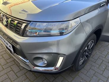 SPOTICAR Suzuki Vitara Comfort+ 1.5 Allgrip At Gebraucht - Suv Benzin  - Berlin - 1200990882_5