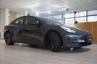 SPOTICAR Tesla Model 3 Longrange Dual-motor Navi/kamera/shz/amd Gebraucht - Limousine Benzin Grau - Schöningen - 1201201457_5