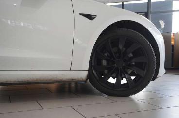 SPOTICAR Tesla Model 3 Longrange Dual-motor Navi/kamera/sh/ahk Gebraucht - Limousine Benzin  - Schöningen - 1201203824_5