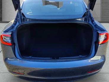 SPOTICAR Tesla Model 3 Sr 2022 At Acc Rfk El. Heckkl. Lfp-akku Gebraucht - Limousine Elektro  - Hamburg - 1201225316_5