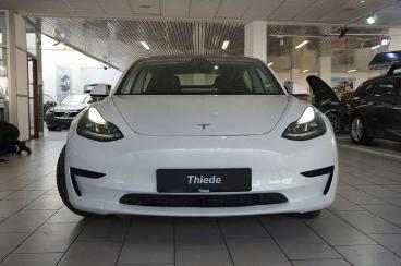 SPOTICAR Tesla Model 3 Standard Range Plus Navi/kamera/sh/pano Gebraucht - Limousine Elektro Weiß - Schöningen - 1201240538_5