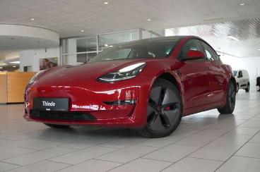 SPOTICAR Tesla Model 3 Longrange Dual-motor Navi/kamera/pano/sh Gebraucht - Limousine Elektro Rot - Schöningen - 1201278724_3