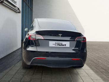 SPOTICAR Tesla Model Y Performance Dual Motor Awd Gebraucht - Suv Elektro  - Lauchringen - 1201201437_4