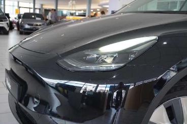 SPOTICAR Tesla Model Y Longrange Dual-motor Navi/led/kamera/amd Gebraucht - Suv Elektro Schwarz - Schöningen - 1201339062_4