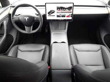 SPOTICAR Tesla Model Y  Gebraucht - Suv Elektro Schwarz - Schöningen - 1201359812_5