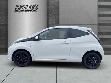 SPOTICAR Toyota Aygo -play Edition-s Klimaautomatik Allwetterreifen Key Gebraucht - Kleinwagen Benzin Weiß - Parchim - 1201211192_2
