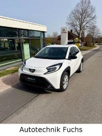 SPOTICAR Toyota Aygo Kamera Acc Led Kamera Carplay Shzg Gebraucht - Kleinwagen Benzin  - Pfalzgrafenweiler-bösingen - 1201238352_1