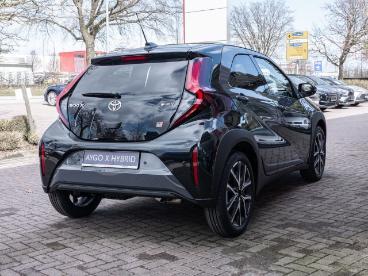 SPOTICAR Toyota Aygo 1.5 Hybrid Gr Sport Shz Kamera Acc Led Business Gebraucht - Kleinwagen Hybrid Grau - Ahrensburg - 1201303205_4