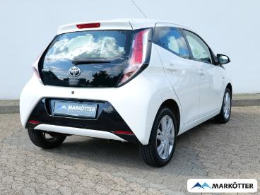 SPOTICAR Toyota Aygo 1.0 X-play Touch /kamera/automatik/ Gebraucht - Kleinwagen Benzin Weiß - Bielefeld - 1201313328_2