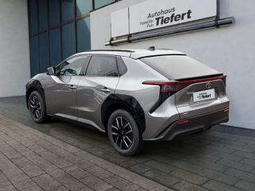 SPOTICAR Toyota Bz4x Teamplayer Gebraucht - Geländewagen Elektro Weiß - Lauchringen - 1201298914_3