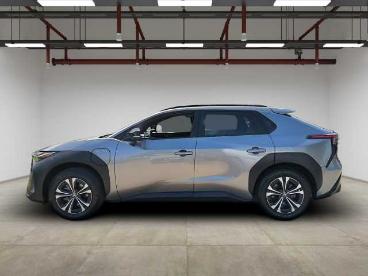 SPOTICAR Toyota Bz4x Fwd+led+wr+comfort-paket Gebraucht - Geländewagen Elektro Silber - Rostock - 1201310445_3