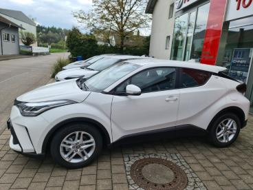 SPOTICAR Toyota C-hr Hybrid Flow (ax1) Gebraucht - Suv Hybrid Weiß - Lauchringen - 1201180390_2