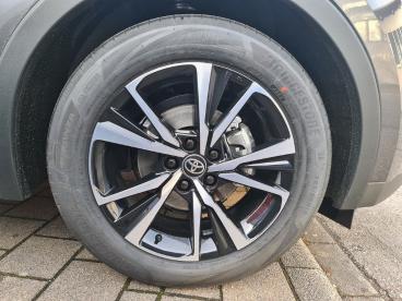 SPOTICAR Toyota C-hr 2.0 Hybrid Team Deutschland (ax2) Gebraucht - Suv Hybrid  - Lauchringen - 1200959289_4