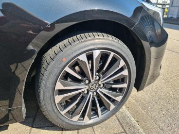 SPOTICAR Toyota Corolla 2.0 Hybrid Touring Sports Team Deutschland (ze1he) Gebraucht - Limousine  Schwarz - Lauchringen - 1201042247_3