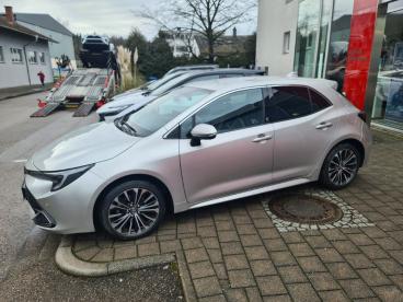 SPOTICAR Toyota Corolla 1.8 Hybrid Team Deutschland (ze1he) Gebraucht - Limousine  Silber - Lauchringen - 1201180392_2
