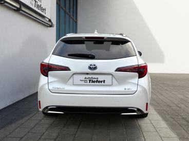 SPOTICAR Toyota Corolla 2.0 Hybrid Ts Teamplayer Gebraucht - Limousine Hybrid Weiß - Lauchringen - 1201298882_5