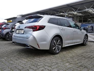 SPOTICAR Toyota Corolla Touring Sports 1,8 L Hybrid Ts, Teamplayer Navi Le Gebraucht - Limousine Hybrid Silber - Ahrensburg - 1201319989_4