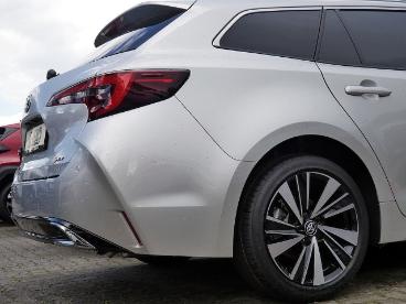 SPOTICAR Toyota Corolla Touring Sports 1,8 L Hybrid Ts, Teamplayer Navi Le Gebraucht - Limousine Hybrid Silber - Ahrensburg - 1201319989_5