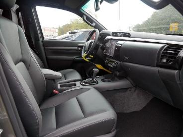 SPOTICAR Toyota Hilux Invincible Double Cab 4x4 2.8 Navi Soundsystem 360 Gebraucht - Pick-up Diesel Braun - Rellingen - 1201305014_5