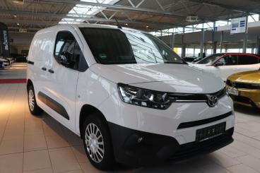 SPOTICAR Toyota Proace S&s Meister Gebraucht - Nutzfahrzeug Diesel  - Wilhelmshaven - 1201086551_2