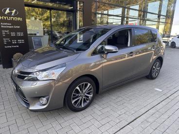 SPOTICAR Toyota Verso  Gebraucht - Familienauto Benzin Grau - Espelkamp - 1201356212_1