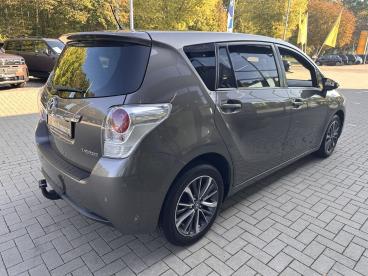 SPOTICAR Toyota Verso  Gebraucht - Familienauto Benzin Grau - Espelkamp - 1201356212_4