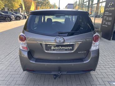 SPOTICAR Toyota Verso  Gebraucht - Familienauto Benzin Grau - Espelkamp - 1201356212_5
