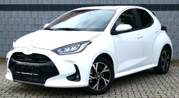 SPOTICAR Toyota Yaris Hybrid Style Eu; Sitz- U. Lenkradheizung Gebraucht - Kleinwagen   - Detmold - 1201170713_1