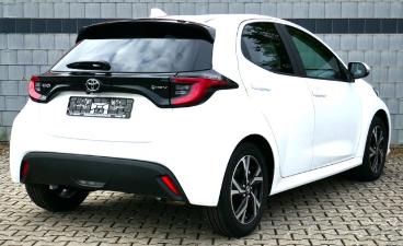 SPOTICAR Toyota Yaris Hybrid Style Eu; Sitz- U. Lenkradheizung Gebraucht - Kleinwagen   - Detmold - 1201170713_3