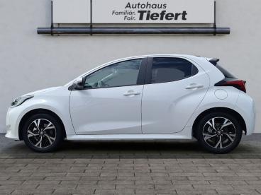 SPOTICAR Toyota Yaris Hybrid 116 1.5 Vvt-i Teamplayer (xpa1) Gebraucht - Kleinwagen  Weiß - Lauchringen - 1201171291_2