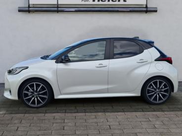 SPOTICAR Toyota Yaris Hybrid 130ps 1.5 Gr Sport Gebraucht - Kleinwagen   - Lauchringen - 1201177561_2
