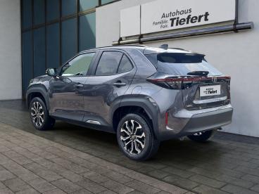 SPOTICAR Toyota Yaris Hybrid 130 1.5 Vvt-i Teamplayer (xpb1) Gebraucht - Kleinwagen   - Lauchringen - 1201197542_3